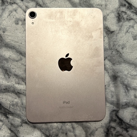 iPad mini - Picture 2 of 2